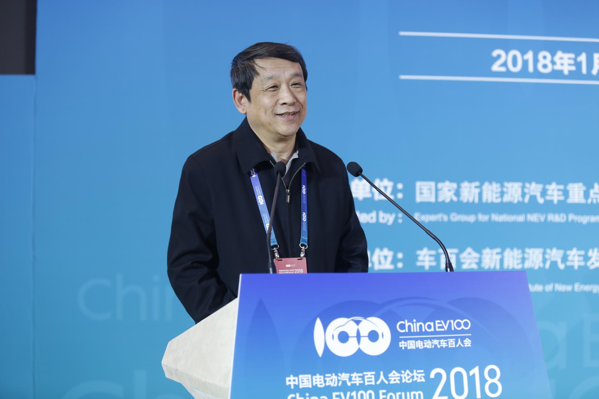 王笑京：交通運(yùn)輸?shù)谋举|(zhì)和使命決定智能駕駛的未來