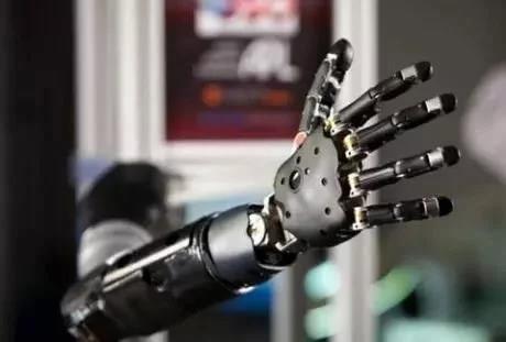 工業(yè)機(jī)器人會在2018年全面占領(lǐng)制造業(yè)嗎?