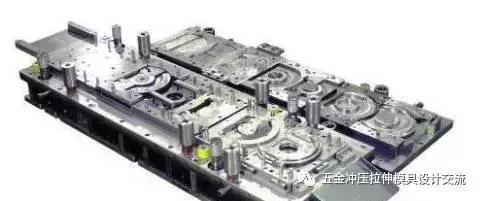 五金汽車沖壓模具設(shè)計(jì)--車架沖壓件沖壓模具設(shè)計(jì)探討，瞧一瞧