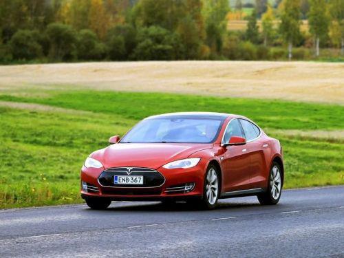 轎車半主動駕馭體系實地測驗：這些缺點你要知道