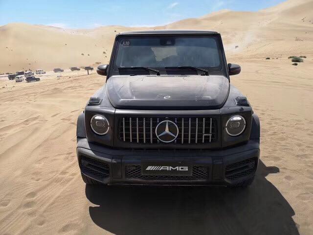 19款奔跑G63全新晉級(jí)線條簡(jiǎn)練輕量化規(guī)劃動(dòng)力特殊