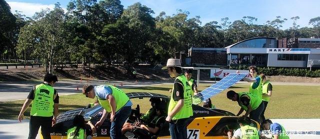 采用3D打印制造的太陽能電動車，時速60公里，可以無限續(xù)航