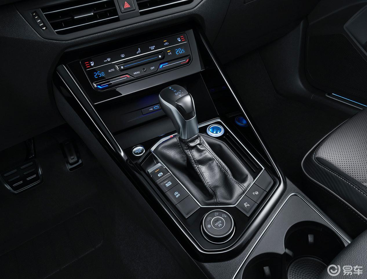 內(nèi)外飾100%R-line設(shè)計(jì)，解析探岳X 運(yùn)動(dòng)實(shí)力