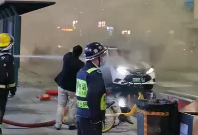 比亞迪新能源汽車再自燃！