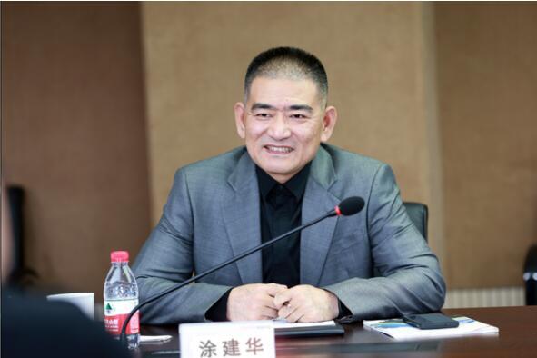 全國(guó)政協(xié)委員、隆鑫控股董事會(huì)主席涂建華：回收拆解成汽車全產(chǎn)業(yè)鏈中的弱項(xiàng)